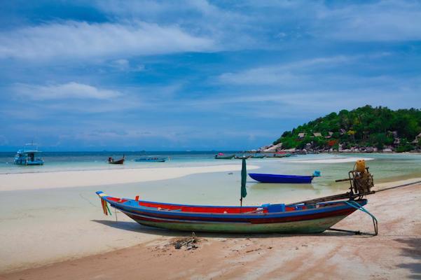 Long tail boat på paradisøya Koh Tao. Her er reisetips!